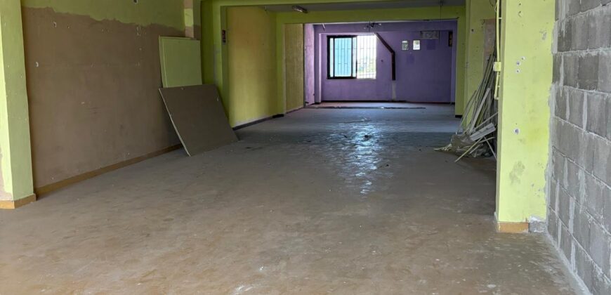 LOCALE COMMERCIALE 250 MQ Varcaturo-Via Ripuaria