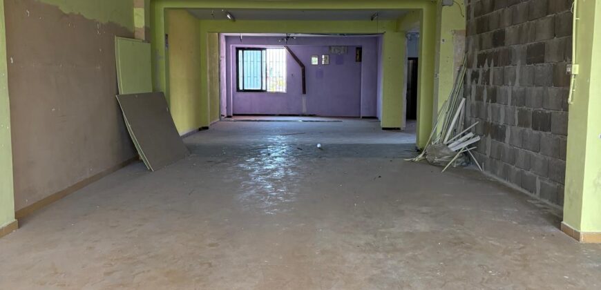 LOCALE COMMERCIALE 250 MQ Varcaturo-Via Ripuaria