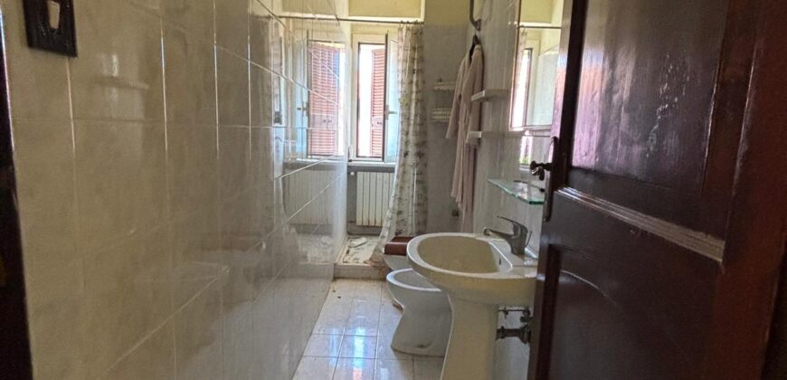 VILLA A SCHIERA DA RISTRUTTURARE Lago Patria-P.Co Gabbiano Azzurro