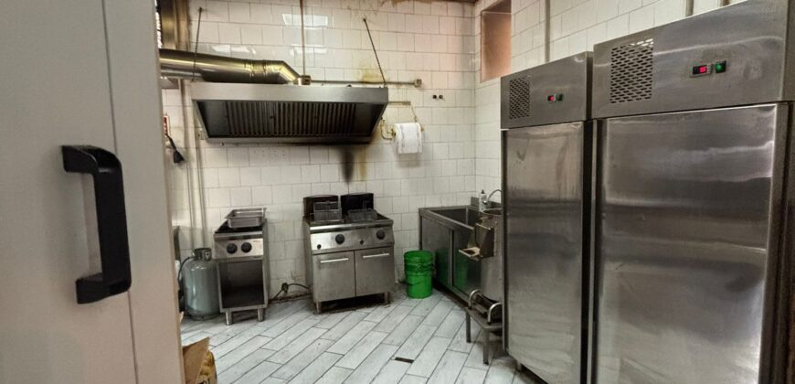 CESSIONE ATTIVITA’ GIRARROSTO Calvizzano-Corso Italia