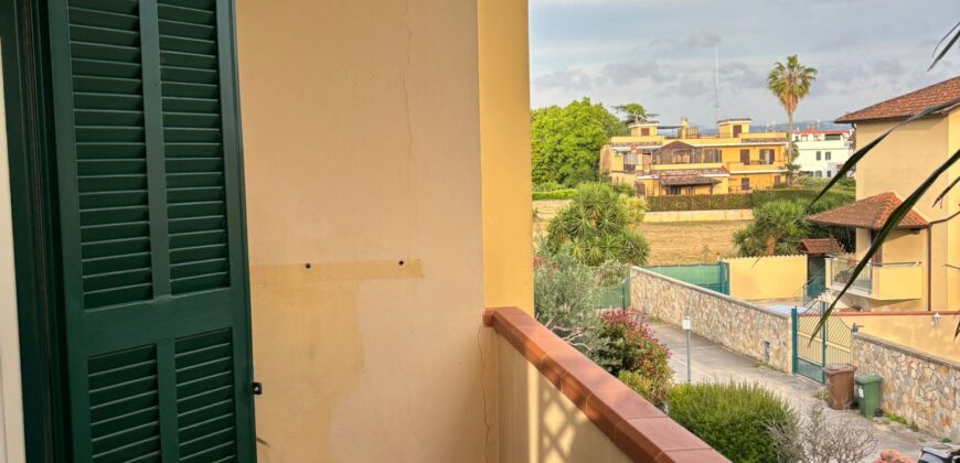 AMPIA VILLA USO INVESTIMENTO Varcaturo-P.Co Marecasa