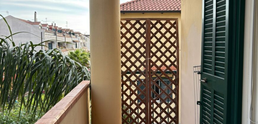 AMPIA VILLA USO INVESTIMENTO Varcaturo-P.Co Marecasa
