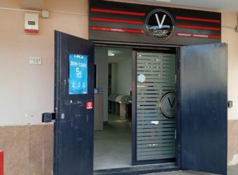 LOCALE COMMERCIALE 125 MQ Lago Patria-Via Lago Patria