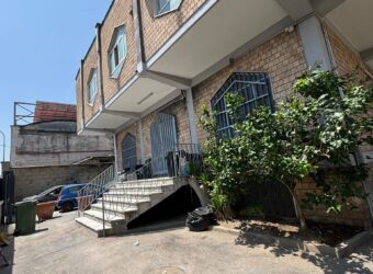 OPIFICIO ARTIGIANALE 700 MQ Arzano-Via Squillace