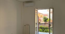 APPARTAMENTO CON TERRAZZO Lago Patria-Centro