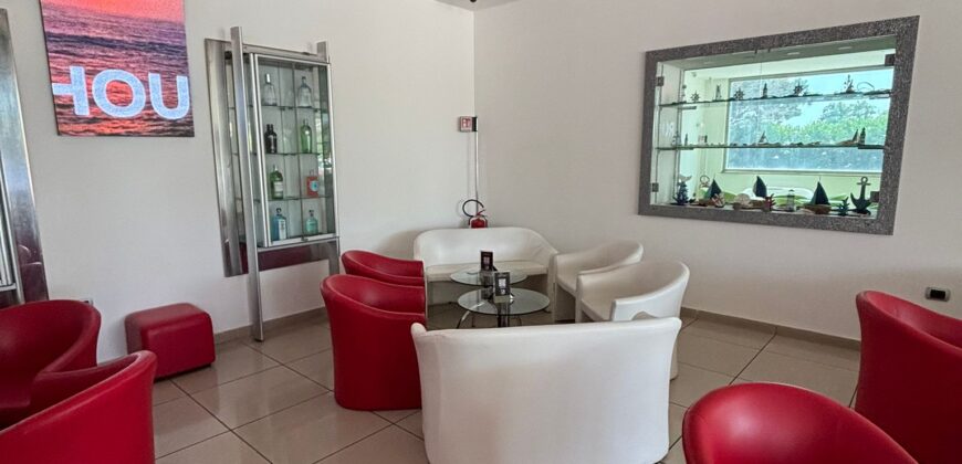 CESSIONE ATTIVITA’ LOUNGE BAR Lago Patria-Via Domitiana
