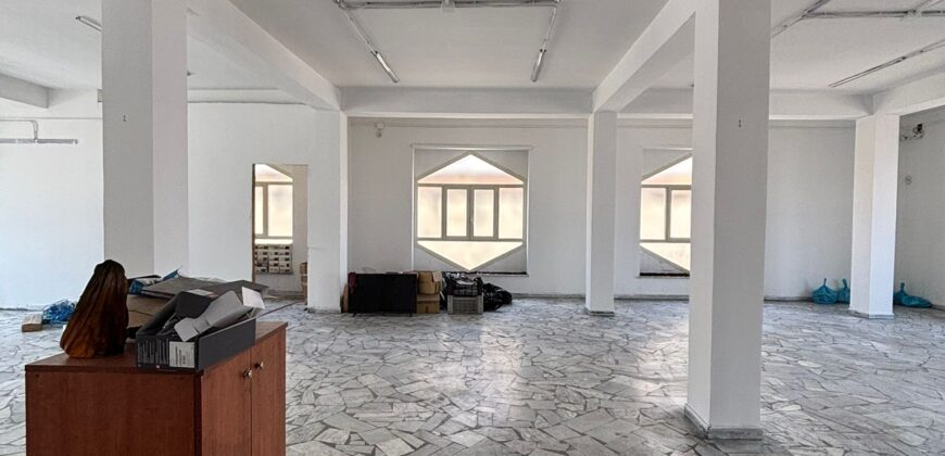 OPIFICIO ARTIGIANALE 700 MQ Arzano-Via Squillace