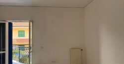 APPARTAMENTO CON TERRAZZO Lago Patria-Centro