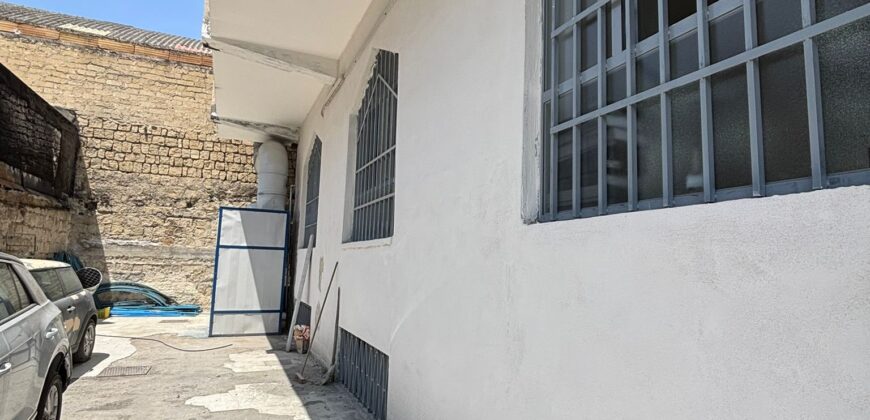 OPIFICIO ARTIGIANALE 700 MQ Arzano-Via Squillace