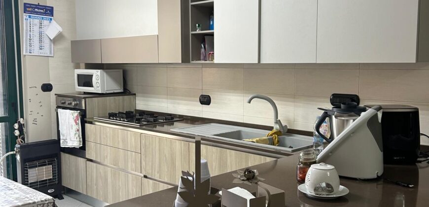 APPARTAMENTO 120 MQ IN PARCO PRIVATO Giugliano-Via Giardini