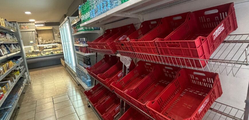 CESSIONE ATTIVITA’ SUPERMERCATO Licola-Viale Dei Platini