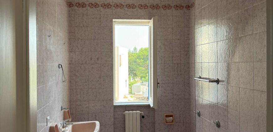 APPARTAMENTO CON TERRAZZO Lago Patria-Centro