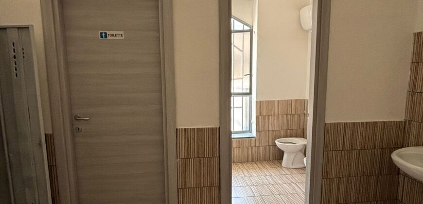 OPIFICIO ARTIGIANALE 700 MQ Arzano-Via Squillace