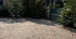 INTERO STABILE CON GIARDINO E GARAGE Lago Patria