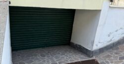 INTERO STABILE CON GIARDINO E GARAGE Lago Patria