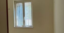 INTERO STABILE CON GIARDINO E GARAGE Lago Patria