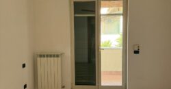 INTERO STABILE CON GIARDINO E GARAGE Lago Patria