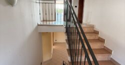 INTERO STABILE CON GIARDINO E GARAGE Lago Patria