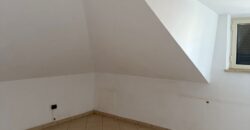 INTERO STABILE CON GIARDINO E GARAGE Lago Patria