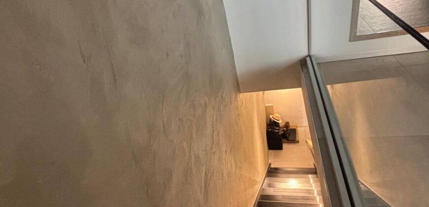CESSIONE ATTREZZATURE LOCALE Aversa-Via Roma