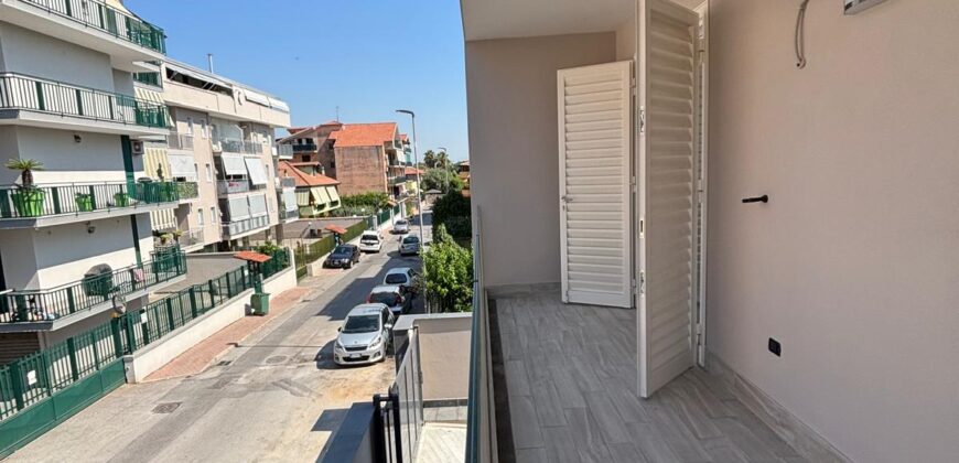APPARTAMENTO NUOVA COSTRUZIONE CON TERRAZZO Giugliano