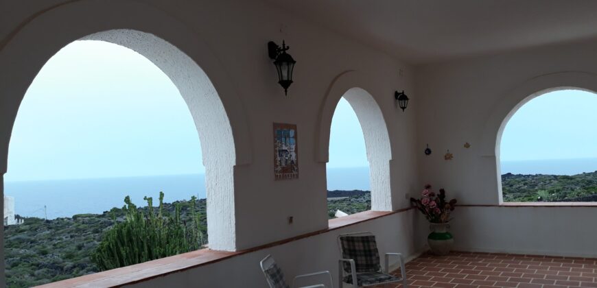 VILLA INDIPENDENTE Pantelleria-Punta Fram