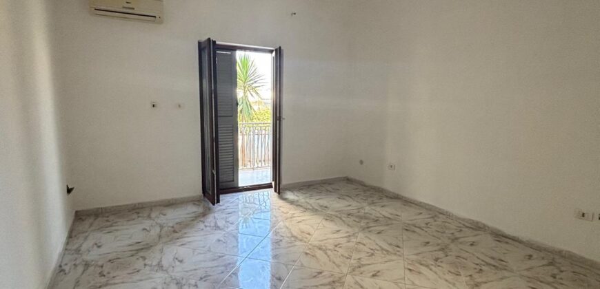 APPARTAMENTO 125 MQ IN PARCO Varcaturo-Via Carrafiello
