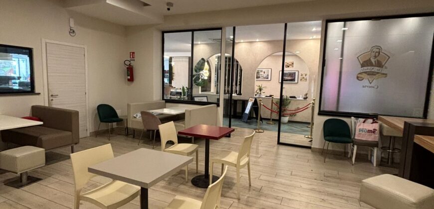FITTO RAMO D’AZIENDA Caserta-Corso Trieste