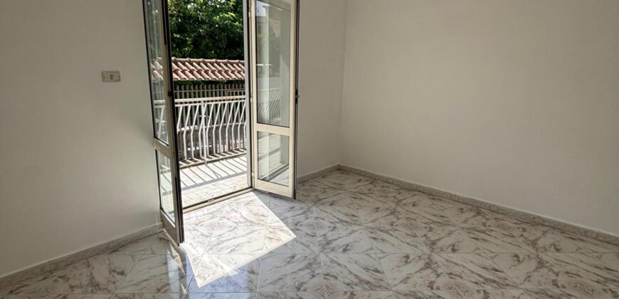 APPARTAMENTO 125 MQ IN PARCO Varcaturo-Via Carrafiello