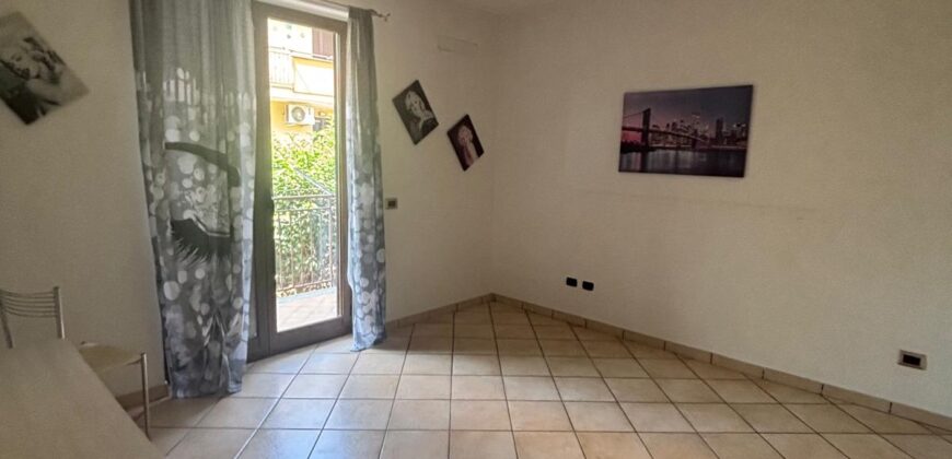 APPARTAMENTO CON GIARDINO IN PARCO Varcaturo