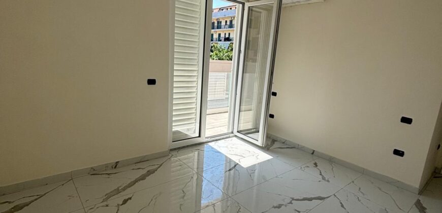 APPARTAMENTO NUOVA COSTRUZIONE CON GIARDINO Giugliano-Via Pier Carponi