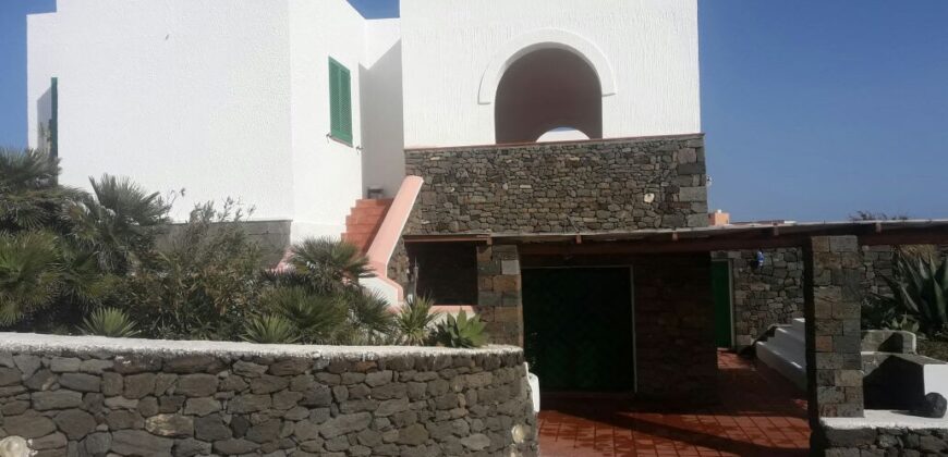 VILLA INDIPENDENTE Pantelleria-Punta Fram