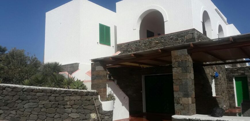 VILLA INDIPENDENTE Pantelleria-Punta Fram