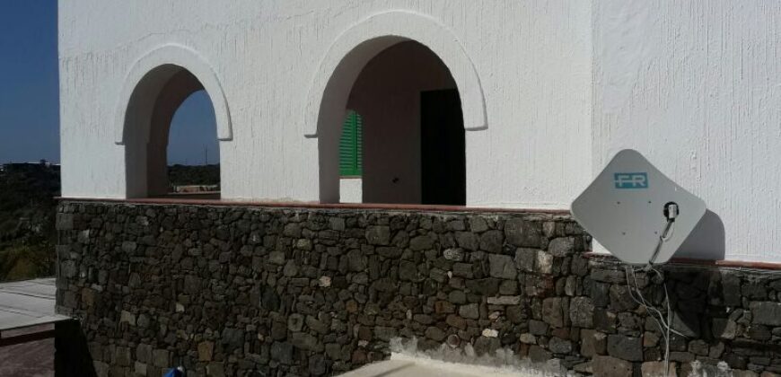 VILLA INDIPENDENTE Pantelleria-Punta Fram