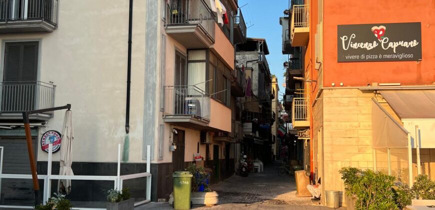 INTERO STABILE IDEALE PER UN B&B Pozzuoli-Darsena