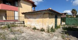 VILLA DIVISA IN DUE APPARTAMENTI Varcaturo
