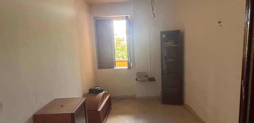 VILLA DIVISA IN DUE APPARTAMENTI Varcaturo