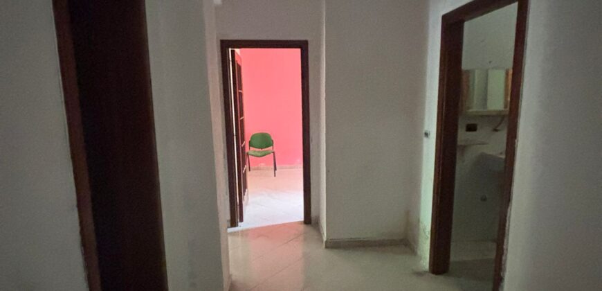 VILLA DIVISA IN DUE APPARTAMENTI Varcaturo