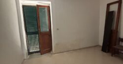 VILLA DIVISA IN DUE APPARTAMENTI Varcaturo