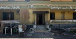 VILLA DIVISA IN DUE APPARTAMENTI Varcaturo