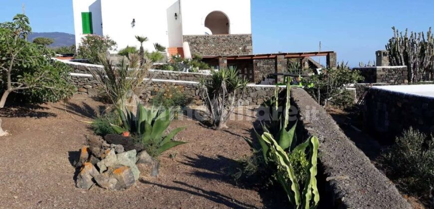 VILLA INDIPENDENTE Pantelleria-Punta Fram