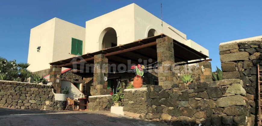 VILLA INDIPENDENTE Pantelleria-Punta Fram