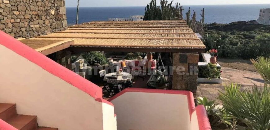 VILLA INDIPENDENTE Pantelleria-Punta Fram