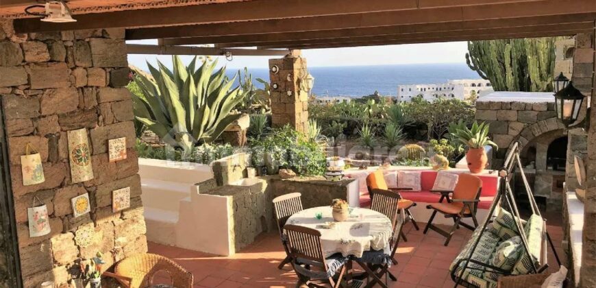 VILLA INDIPENDENTE Pantelleria-Punta Fram