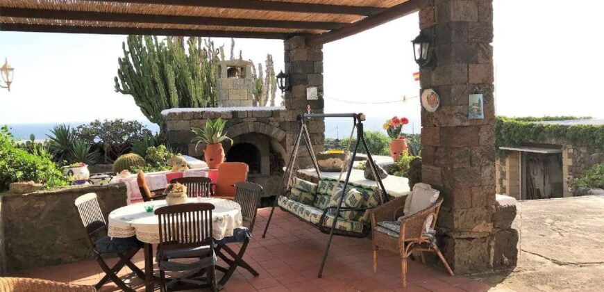 VILLA INDIPENDENTE Pantelleria-Punta Fram
