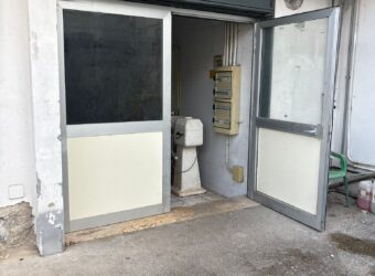 LOCALE COMMERCIALE 65 MQ Varcaturo-Zona Centralissima