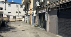 LOCALE COMMERCIALE 350 MQ Varcaturo-Via Ripuaria
