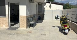 TRILOCALE RISTRUTTURATO CON GIARDINO Varcaturo-Centro