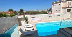LUSSUOSA VILLA Lago Patria-P.Co Miralago