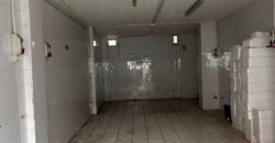 LOCALE COMMERCIALE 65 MQ Varcaturo-Zona Centralissima
